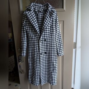 BNWOT Womens Sz Lg Houndstooth Trenchcoat Blazer